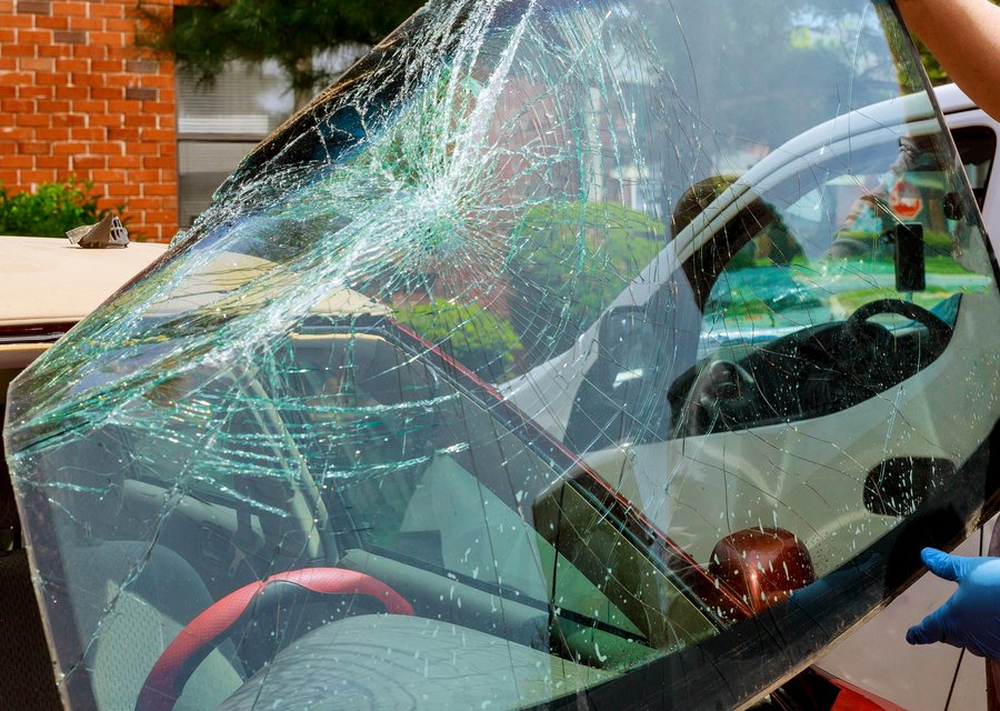 Windshield replacement Rex