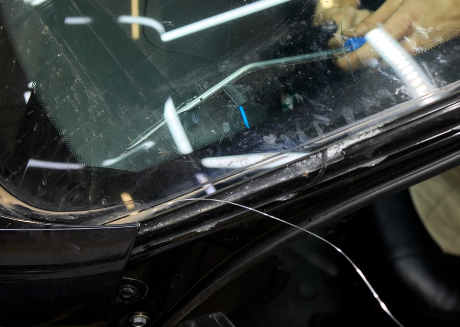 Windshield replacement Zachary