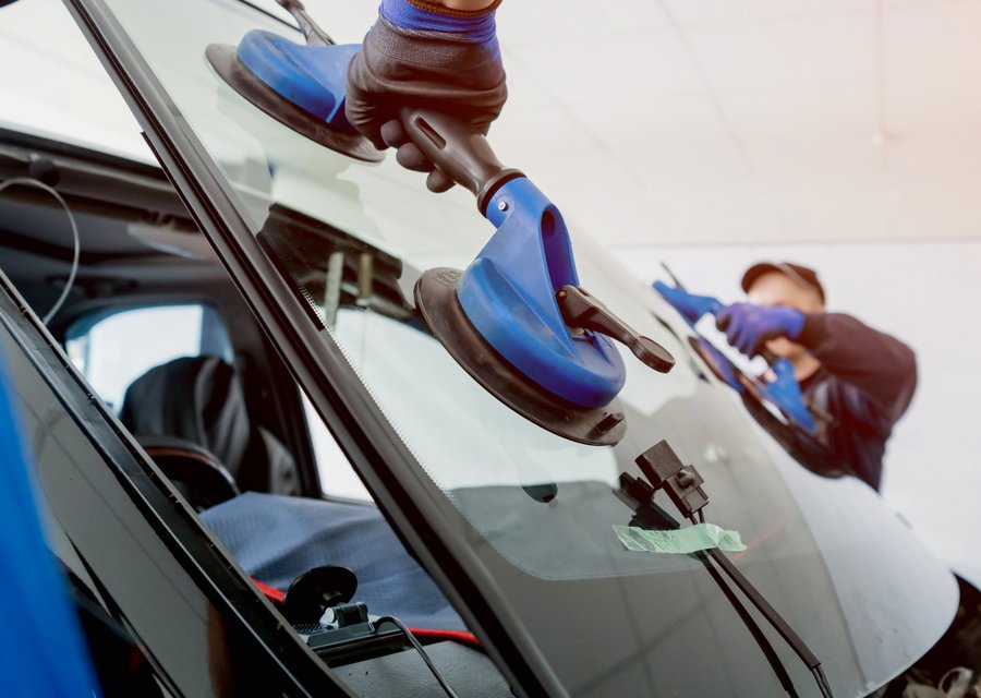 Windshield replacement Buckner