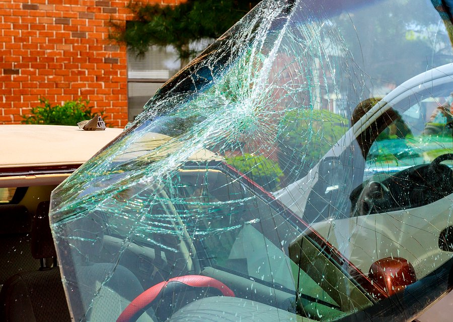 Windshield replacement Erie