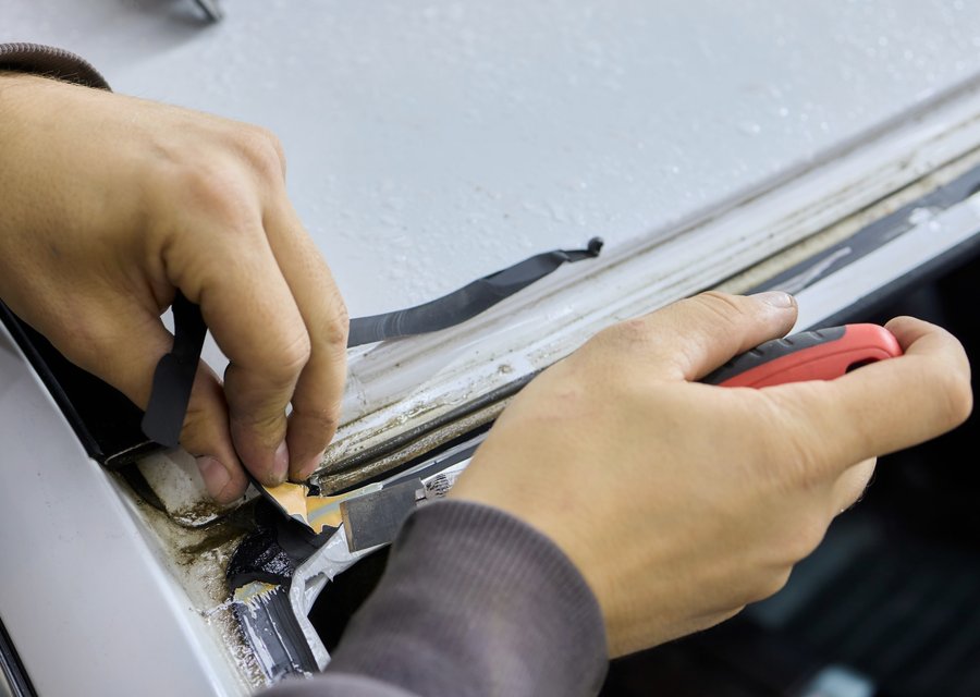 Windshield replacement Holland
