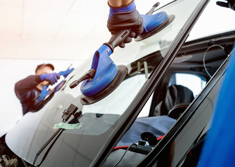 Windshield replacement Mableton