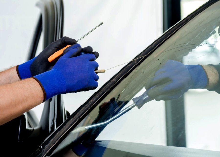 Windshield replacement Huntington Beach
