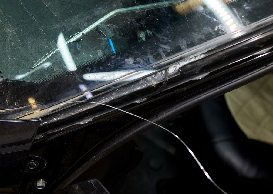 Auto glass repair MI