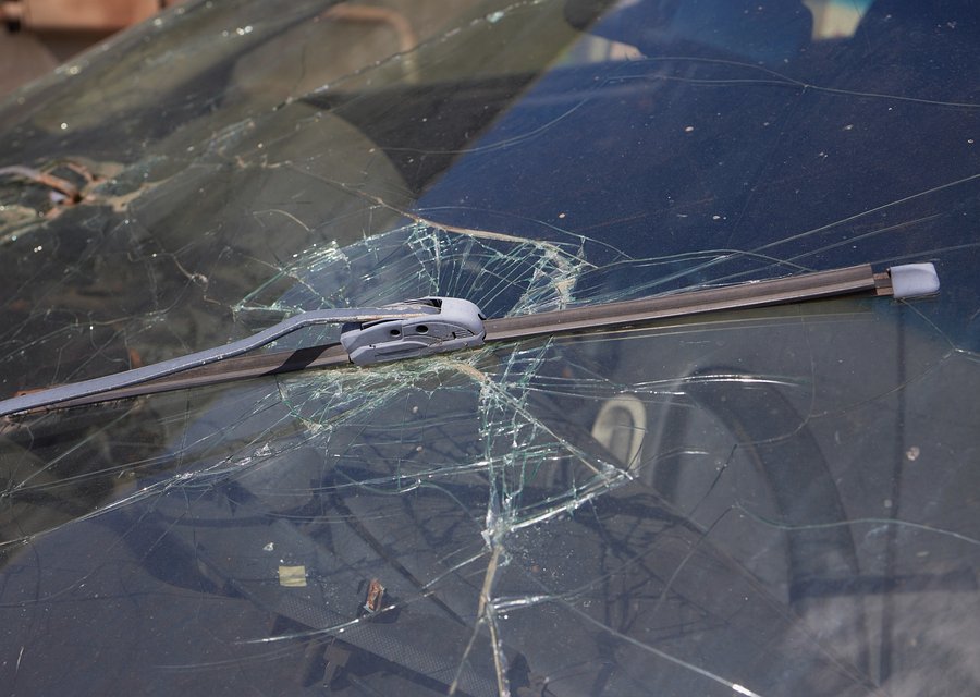 Auto glass repair MI