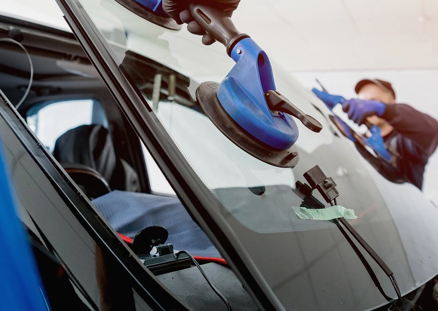 Auto glass repair FL