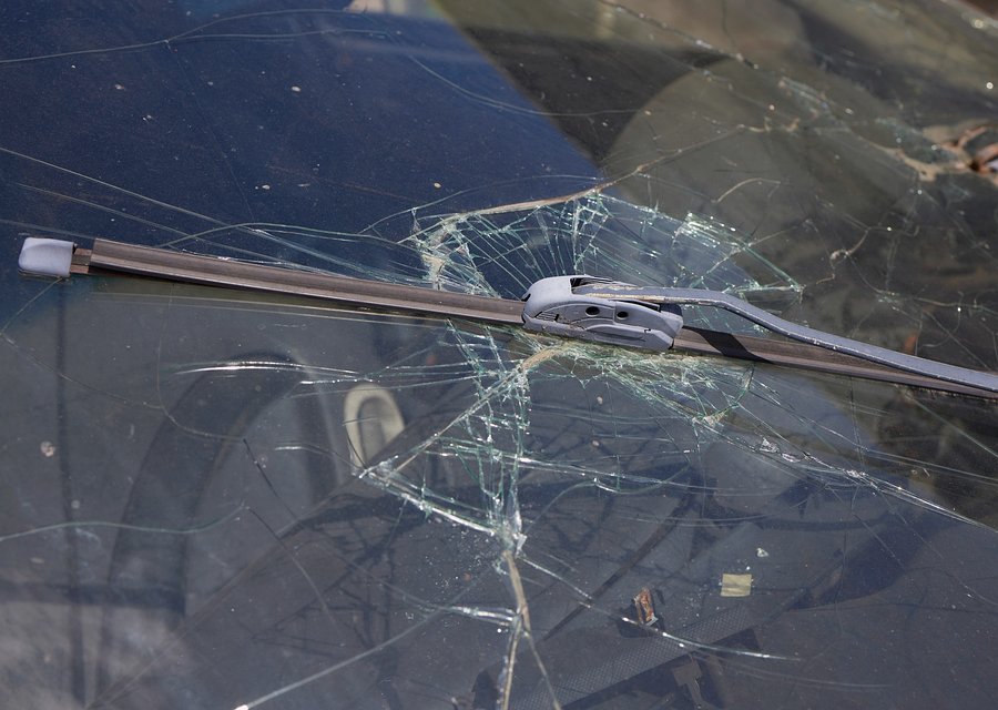 Auto glass repair MI