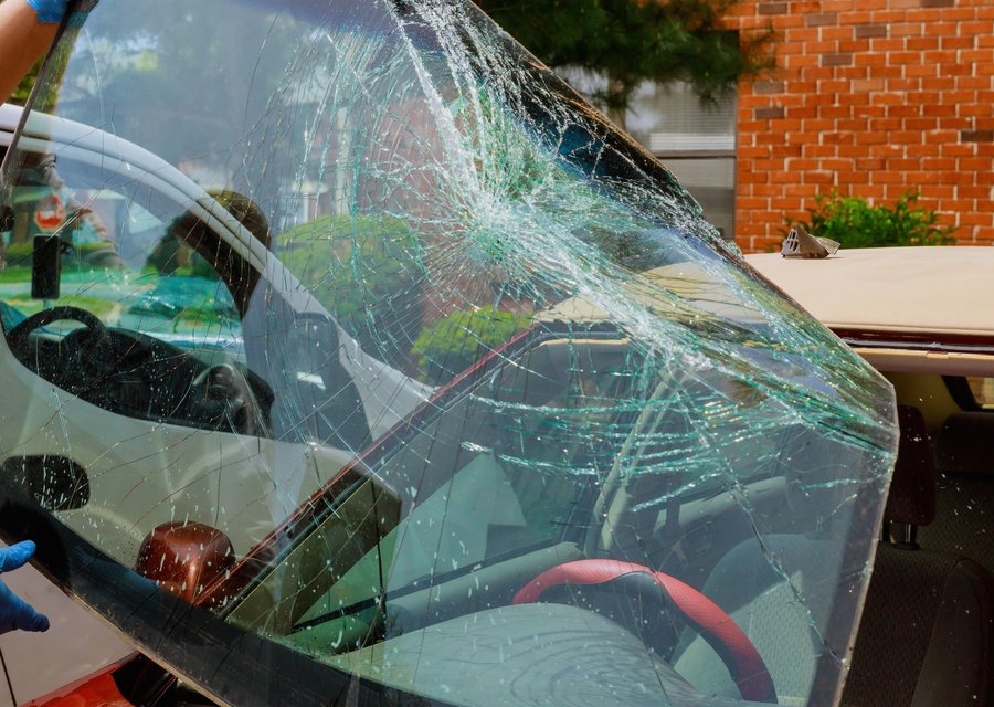 Auto glass repair FL