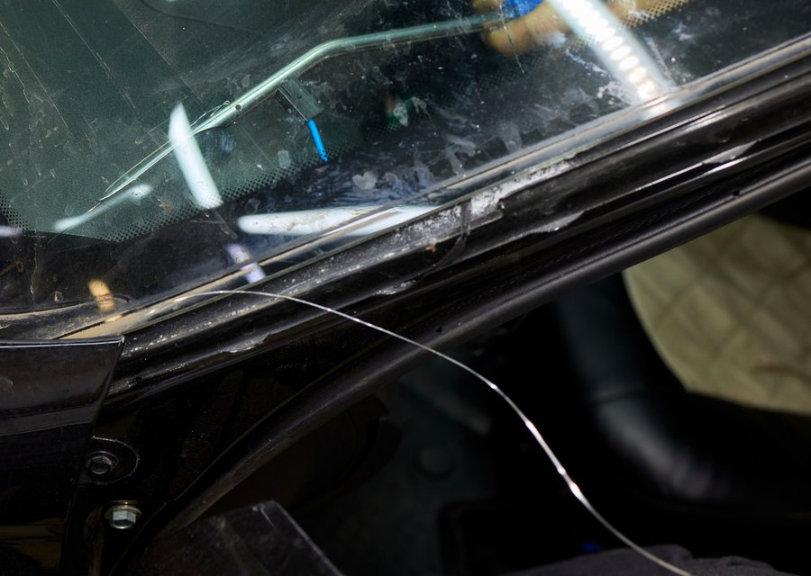 Auto glass repair MI