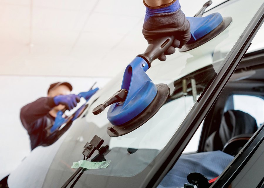 Auto glass repair MI