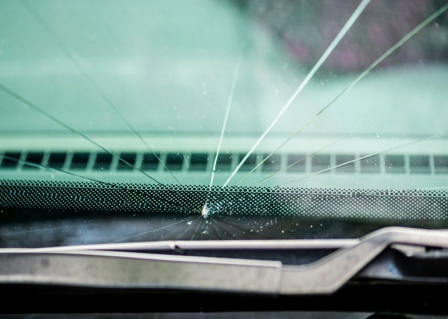 Auto glass repair MI