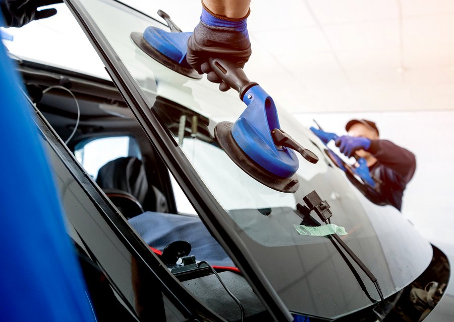 Auto glass repair FL