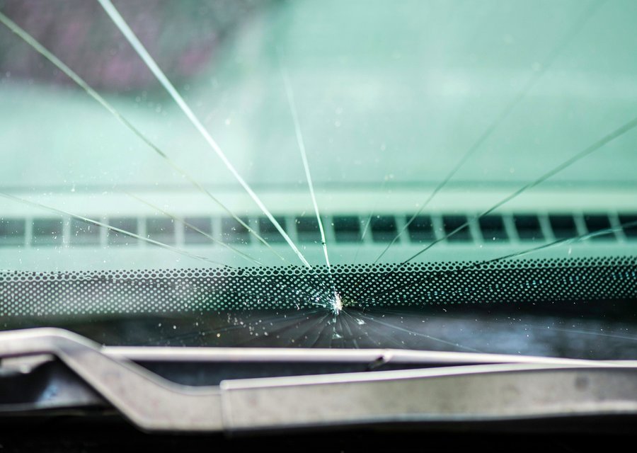 Auto glass repair MI