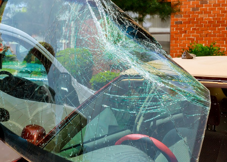 Auto glass repair FL