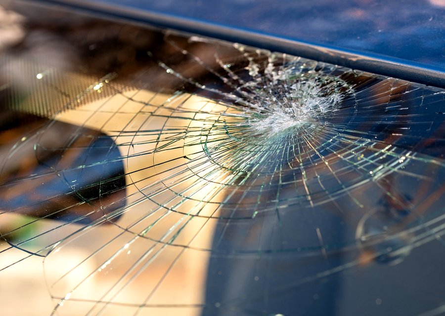 Auto glass repair MI