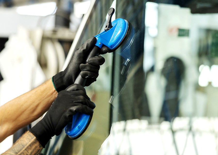 Auto glass repair KY