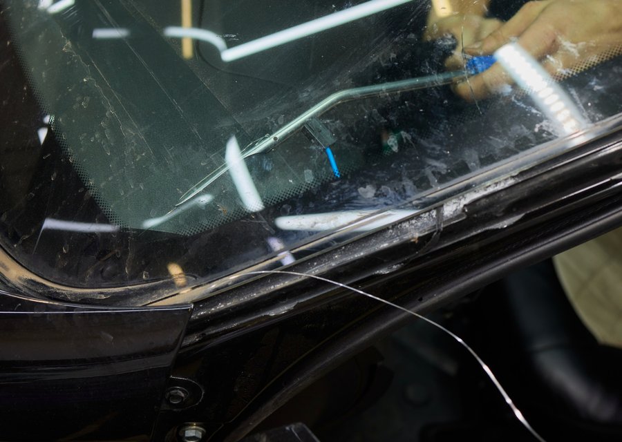 Auto glass repair MI