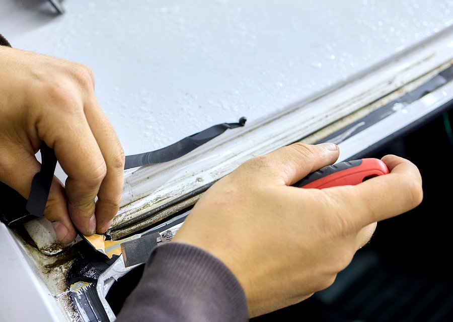 Auto glass repair FL