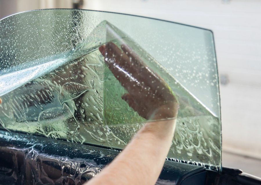 Auto glass repair MI