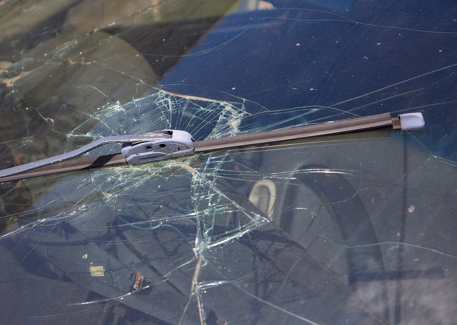 Auto glass repair MI