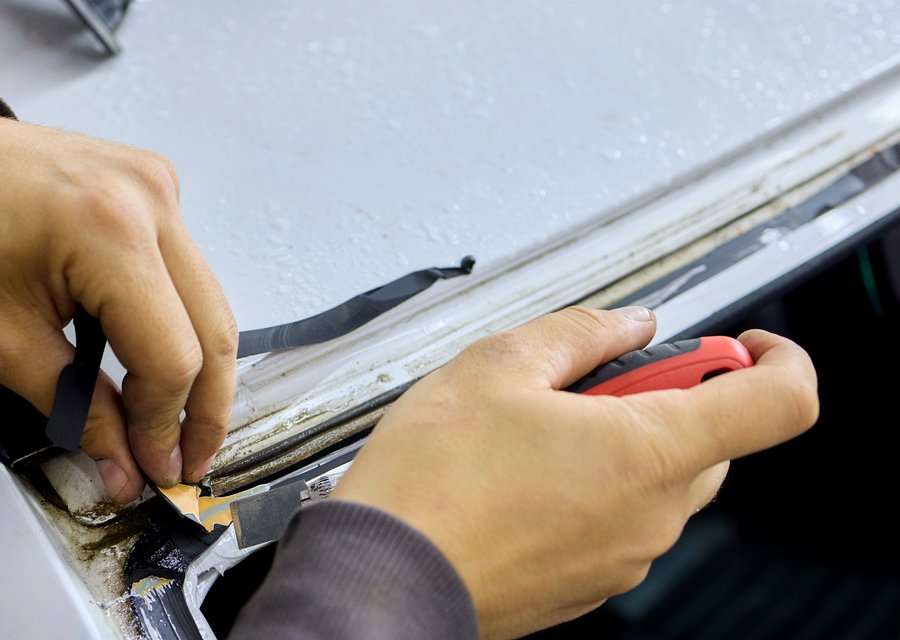 Auto glass repair FL