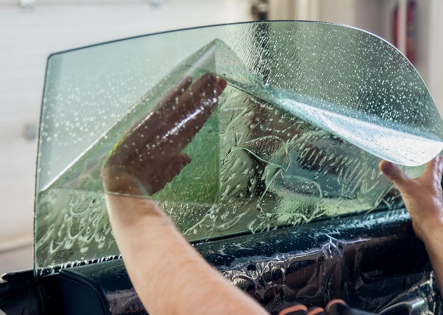Auto glass repair MI