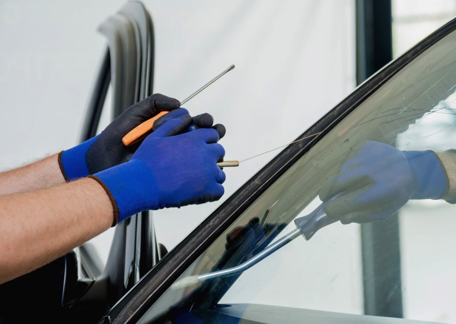 Auto glass repair FL