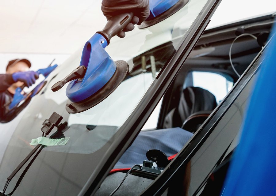 Auto glass repair FL