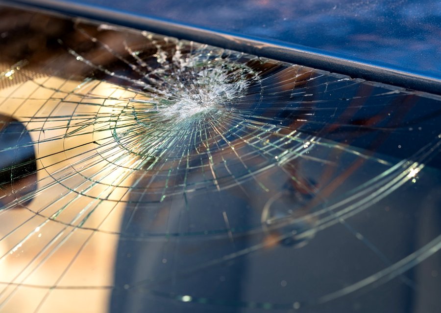 Auto glass repair MI