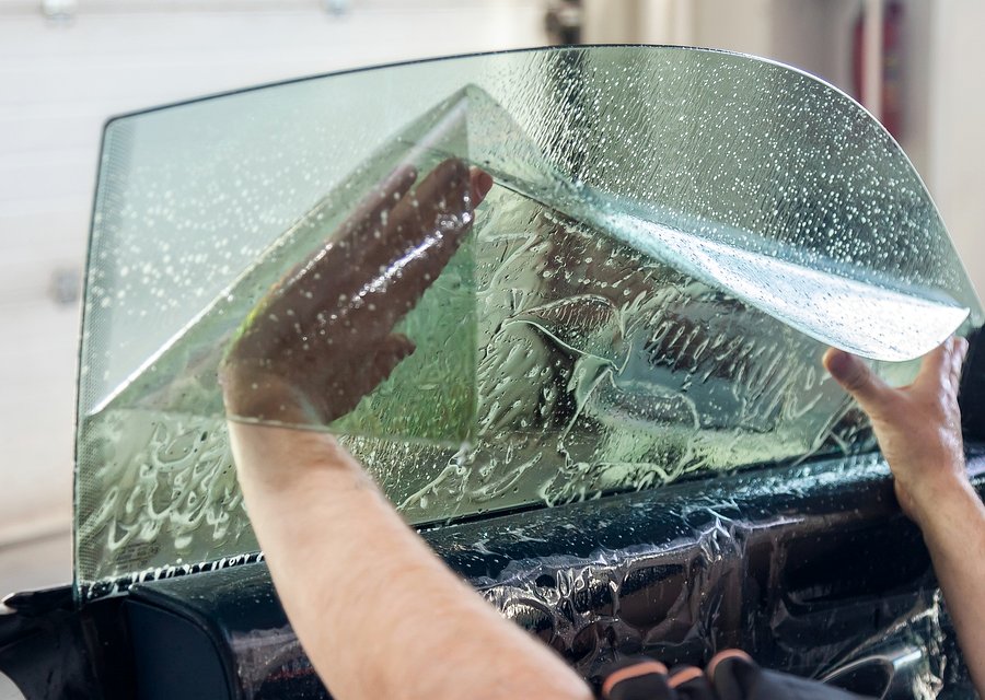 Auto glass repair MI