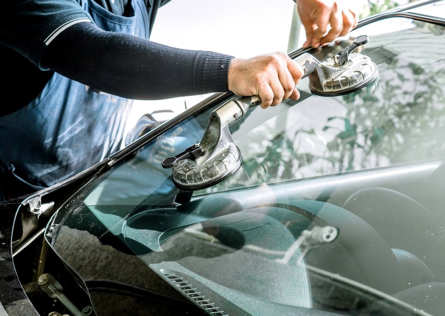 Auto glass repair LA