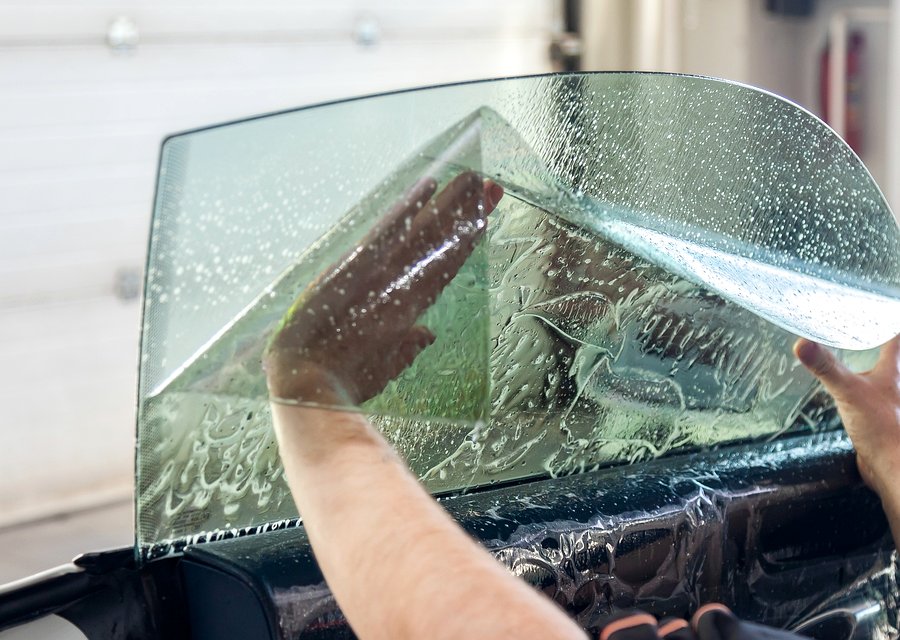 Auto glass repair MI