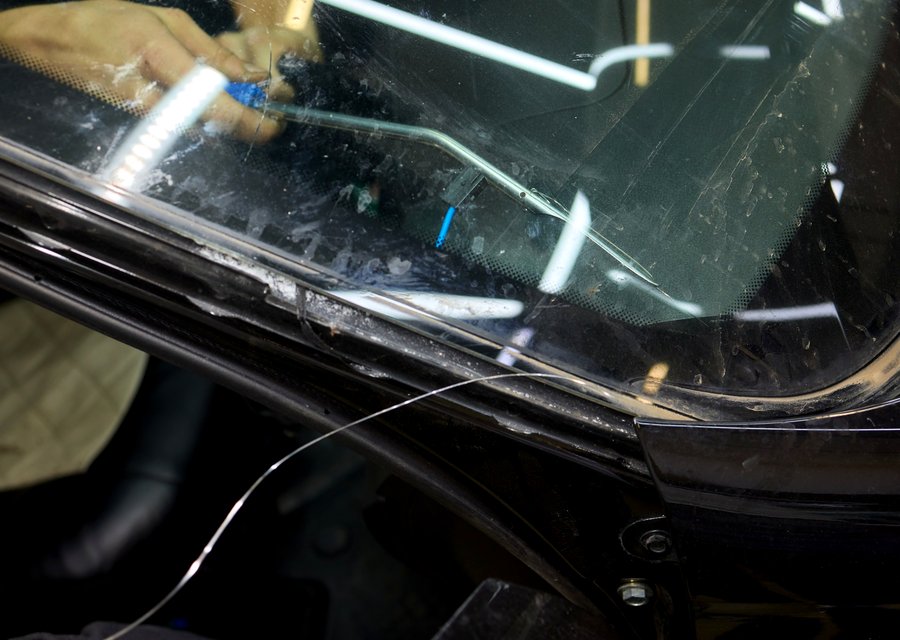 Auto glass repair FL
