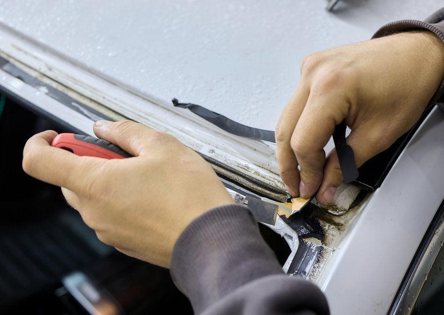 Auto glass repair FL