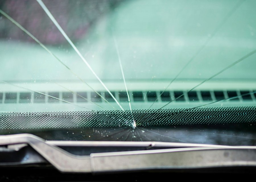 Auto glass repair MI