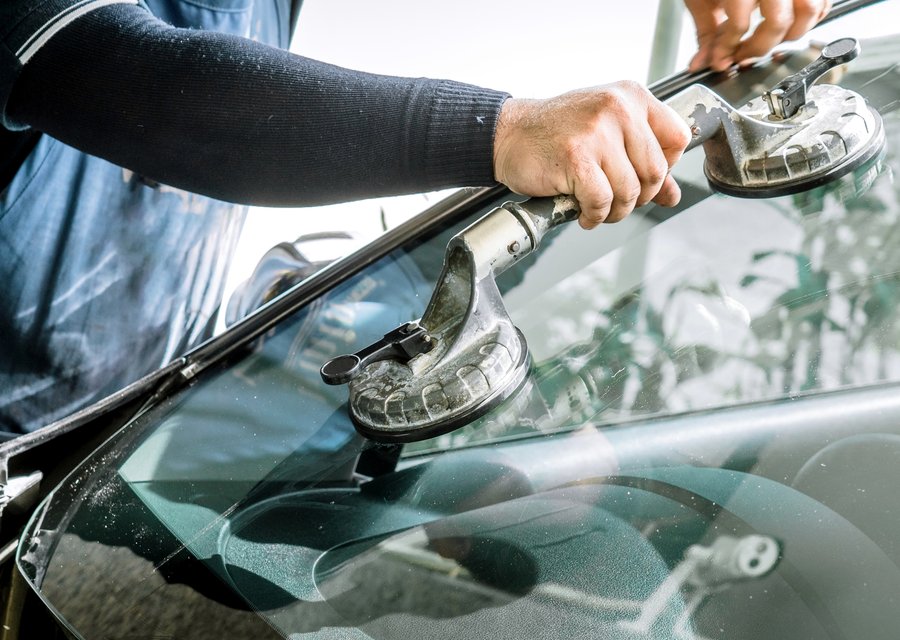 Auto glass repair GA