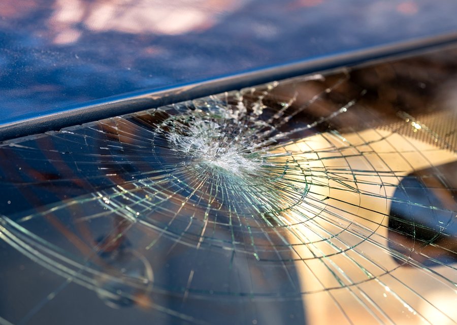 Auto glass repair MI
