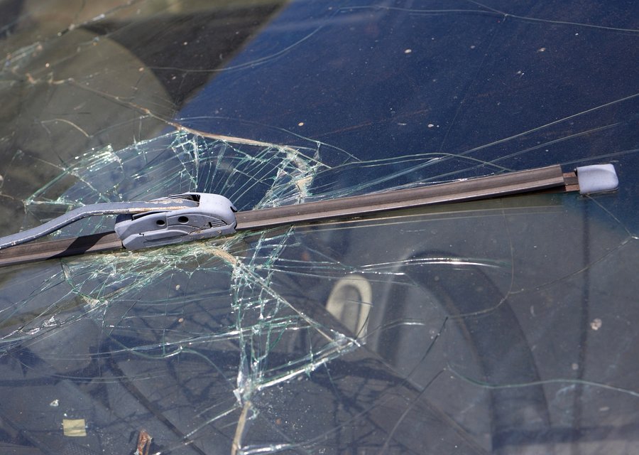 Auto glass repair AZ