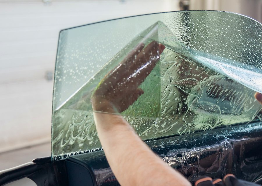 Auto glass repair MI