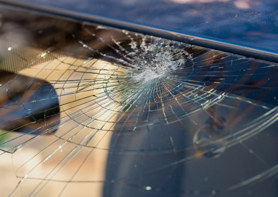 Auto glass repair MI
