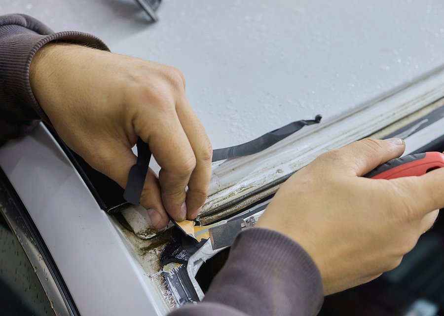 Auto glass repair FL