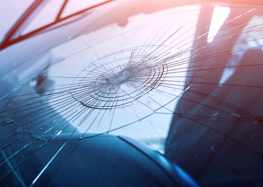 Auto glass repair CA