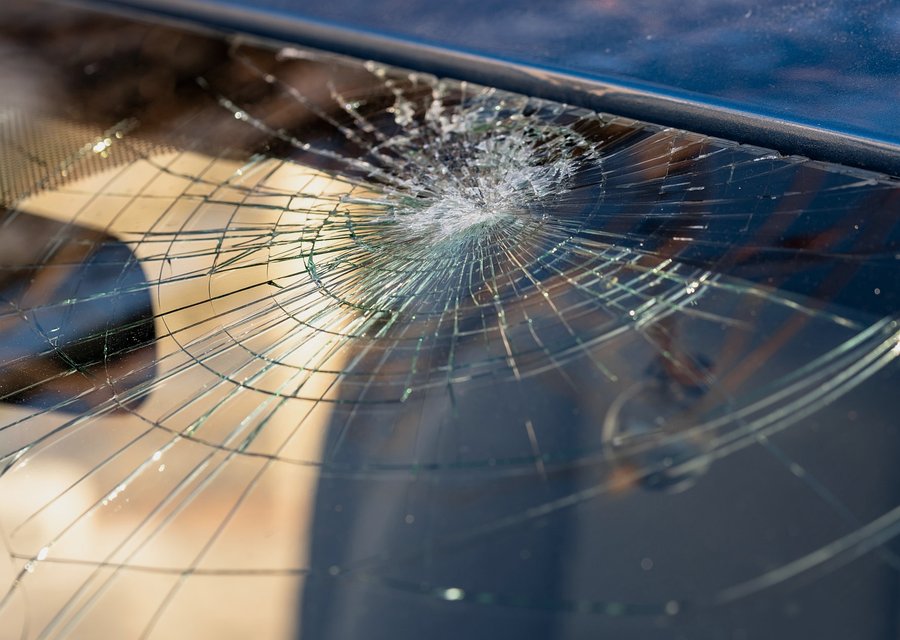Auto glass repair MI