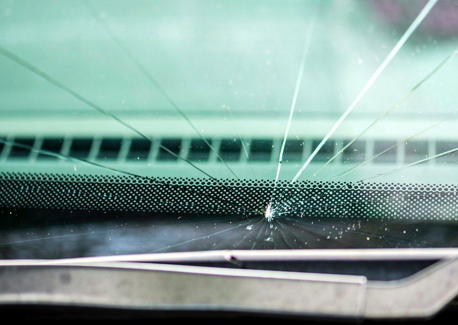 Auto glass repair KS