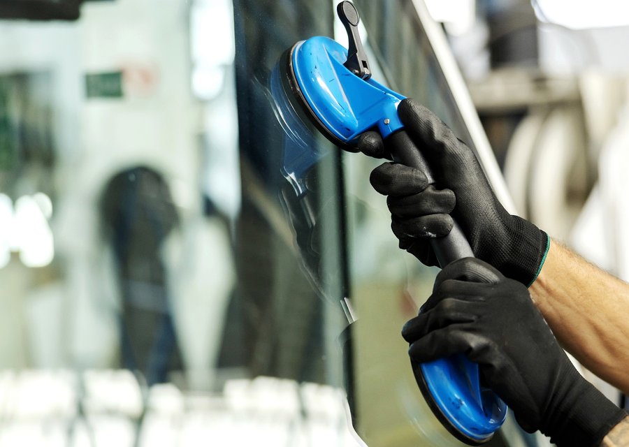 Auto glass repair FL