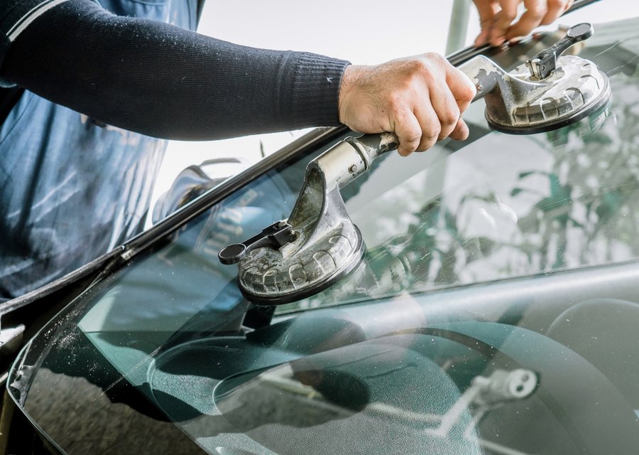 Auto glass repair LA