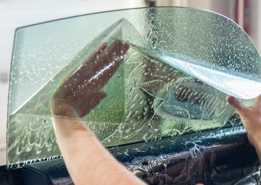 Auto glass repair KS