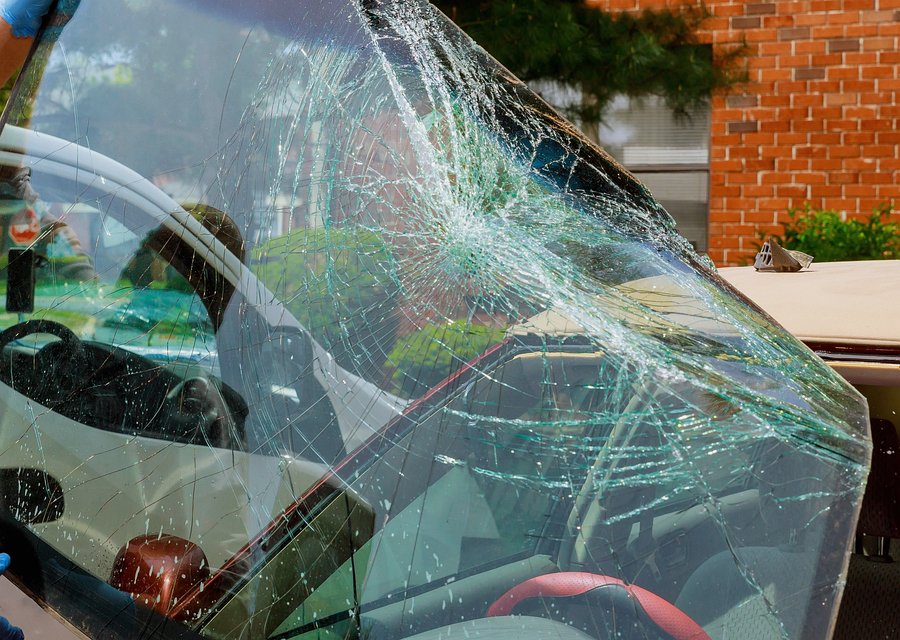 Auto glass repair MI