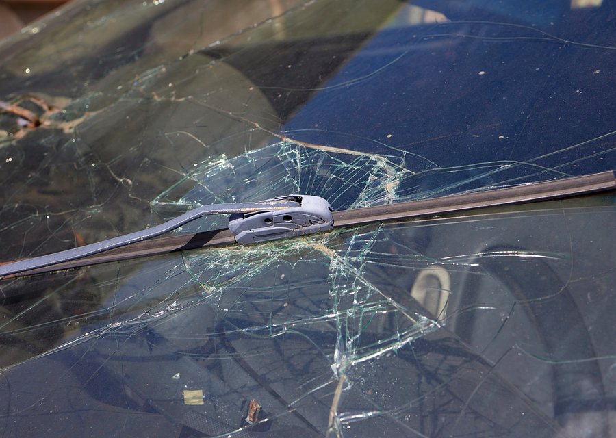 Auto glass repair MI