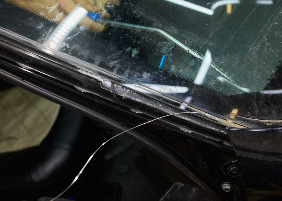 Auto glass repair MI